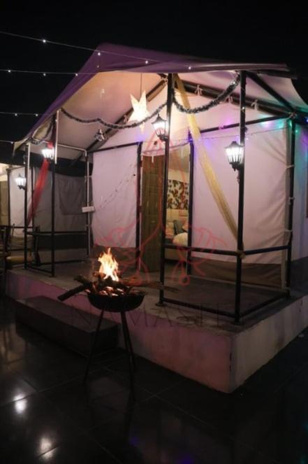 Villa Luxury In Chhatarpur With Pool *